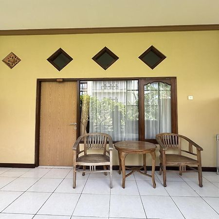 Taxa Raya Guest House Legian Exterior foto